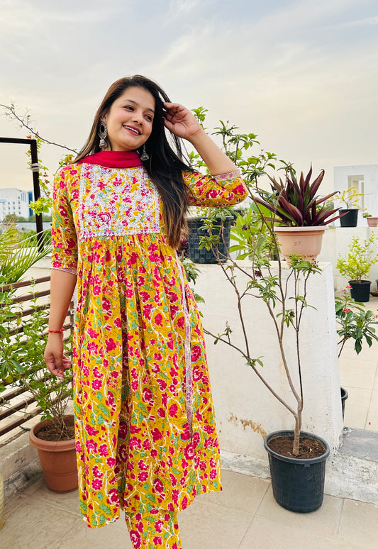 Sunny Yellow Cotton printed Suit Set: Chiffon Dupatta Included